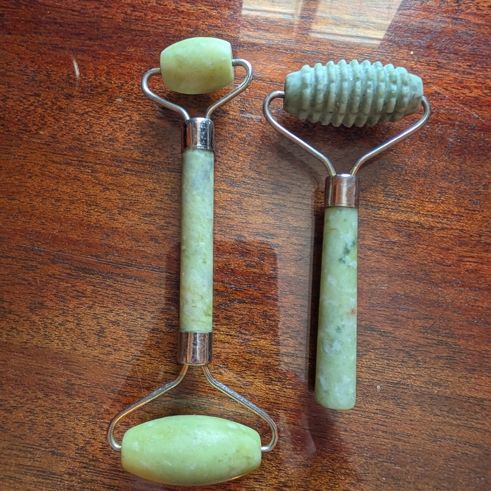 Jade Face Massage Roller Set